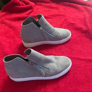 Steve Madden Carlen  Women's Platform High Tops Boots Size 8 Gray